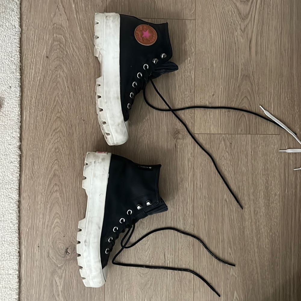 Black gortex platform converse